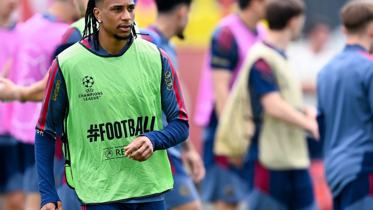 «Ce n'est qu'un rêve» : Un journaliste enterre l'idée d'un transfert de Michael Olise au PSG
