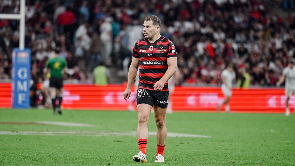 «Quand il est à ce niveau-là...» : Le Stade Toulousain s'enflamme pour le retour en forme d'Antoine Dupont !