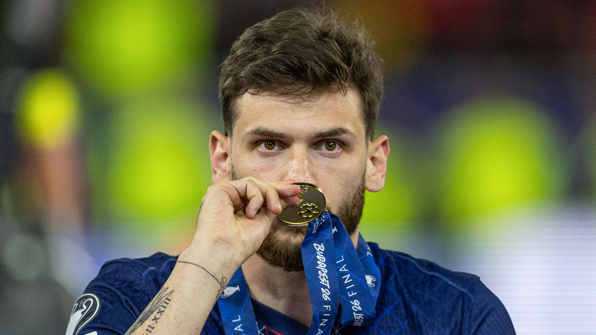 PSG - Le transfert de Kvaratskhelia réclamé à l’étranger : «Je casserais ma tirelire pour lui»