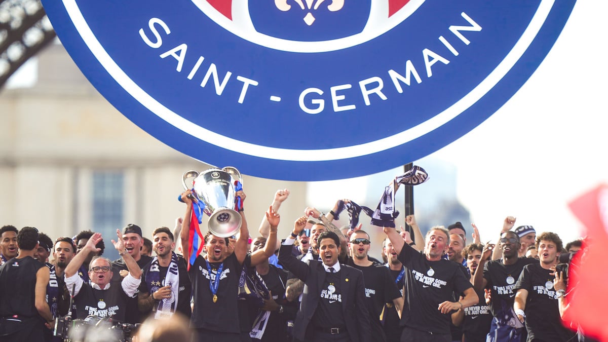 Rester ou gagner deux fois plus en Angleterre : Le dilemme d'un joueur du PSG