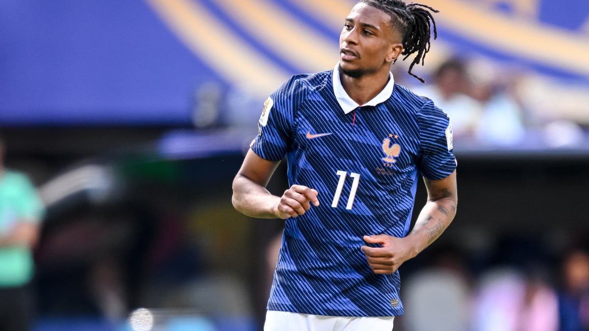 Michael Olise annoncé au PSG et au Real Madrid : La nouvelle star des Bleus va-t-elle changer de club cet été ?