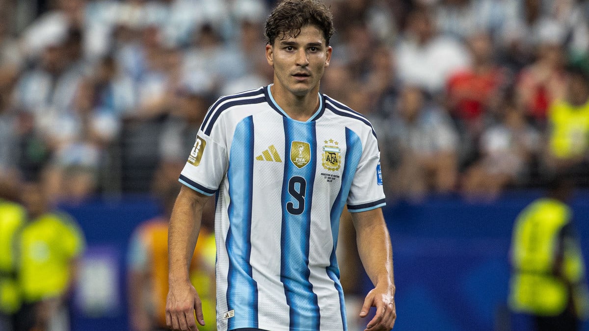 Mercato : Recalé par Julian Alvarez, le PSG a choisi son nouvel attaquant !