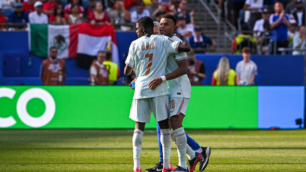 Kylian Mbappé prêt à rejoindre Ousmane Dembélé : L'IA lui prédit une belle surprise grâce au duo Mourinho-Zidane !