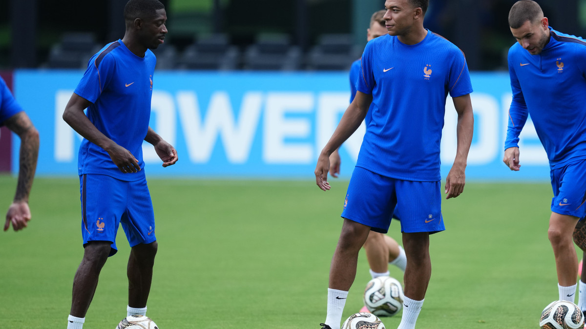 Ousmane Dembélé ou Kylian Mbappé : «Qu'on le donne à Luis Enrique», José Mourinho règle le débat du Ballon d'or !