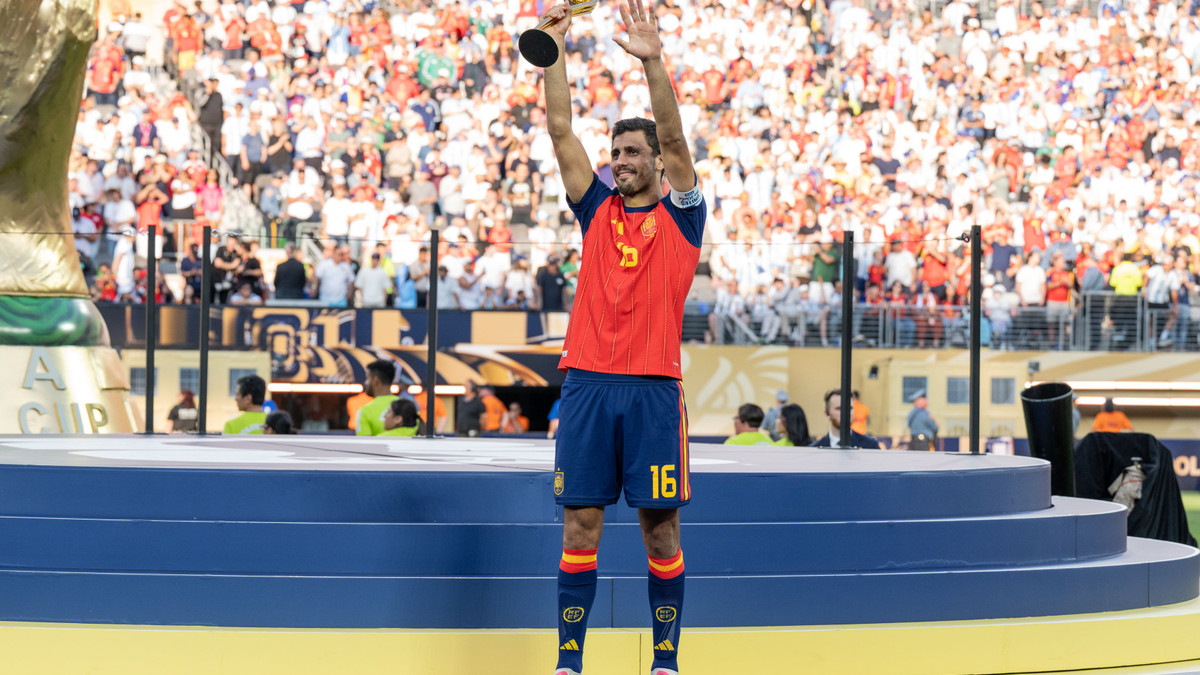 Mercato Analyse - PSG : Les questions posées par l'information Rodri...