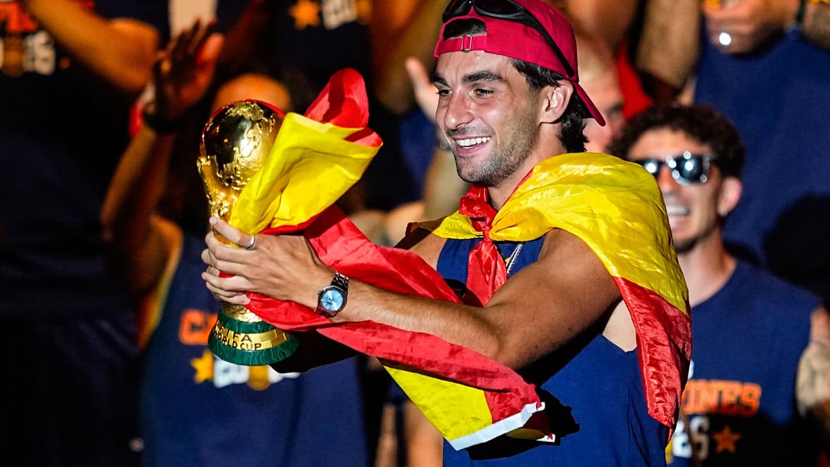 L'Espagne célèbre le départ de Ferran Torres vers le PSG : L'annonce qui va refroidir les fans parisiens...