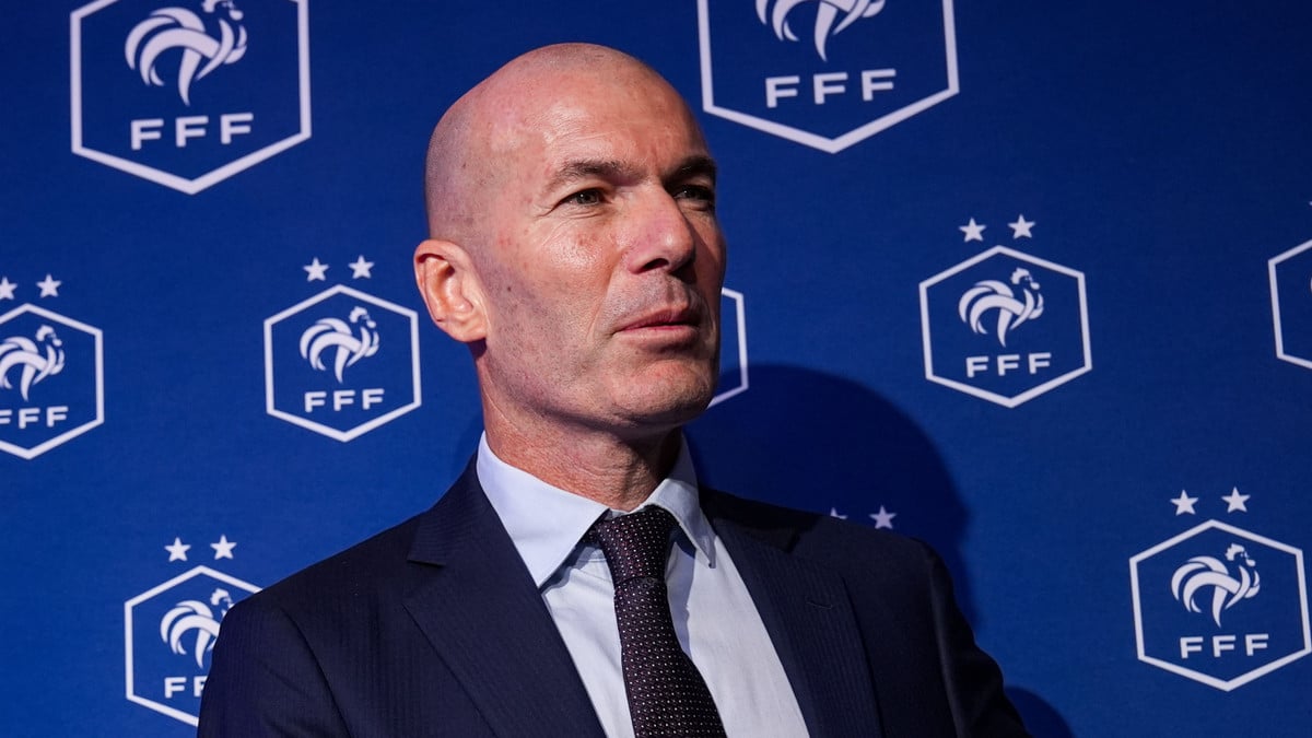 Michael Olise va se régaler en équipe de France : Ces déclarations de Zinedine Zidane qui prouvent qu&rsquo;il va tout miser sur la star du Bayern Munich !