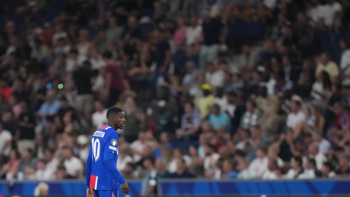 Départ du PSG : Daniel Riolo annonce le transfert d'Ousmane Dembélé... puis retourne sa veste !