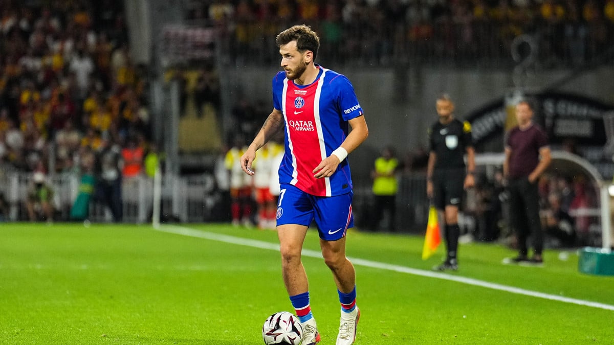 Kvaratskhelia cartonne au PSG, mais il est prévenu : Ce transfert à 55M€ était prévu depuis des années !