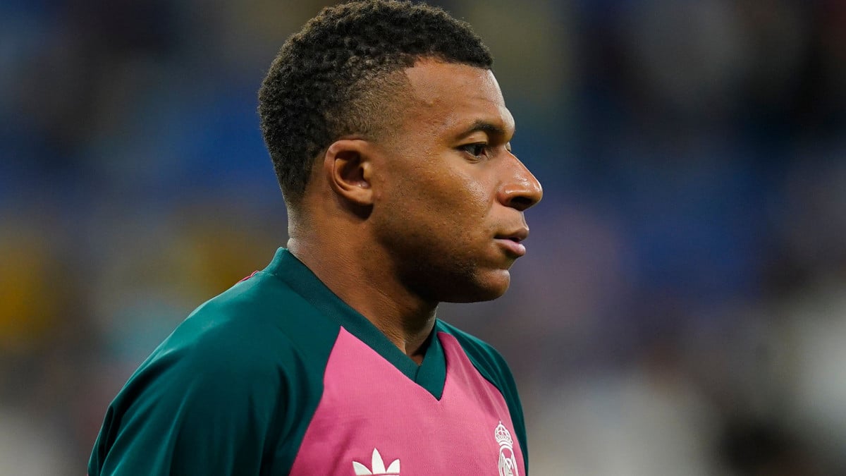 Kylian Mbappé : Sa compagne Ester Exposito revient sur une polémique qui avait déchaîné les réseaux sociaux