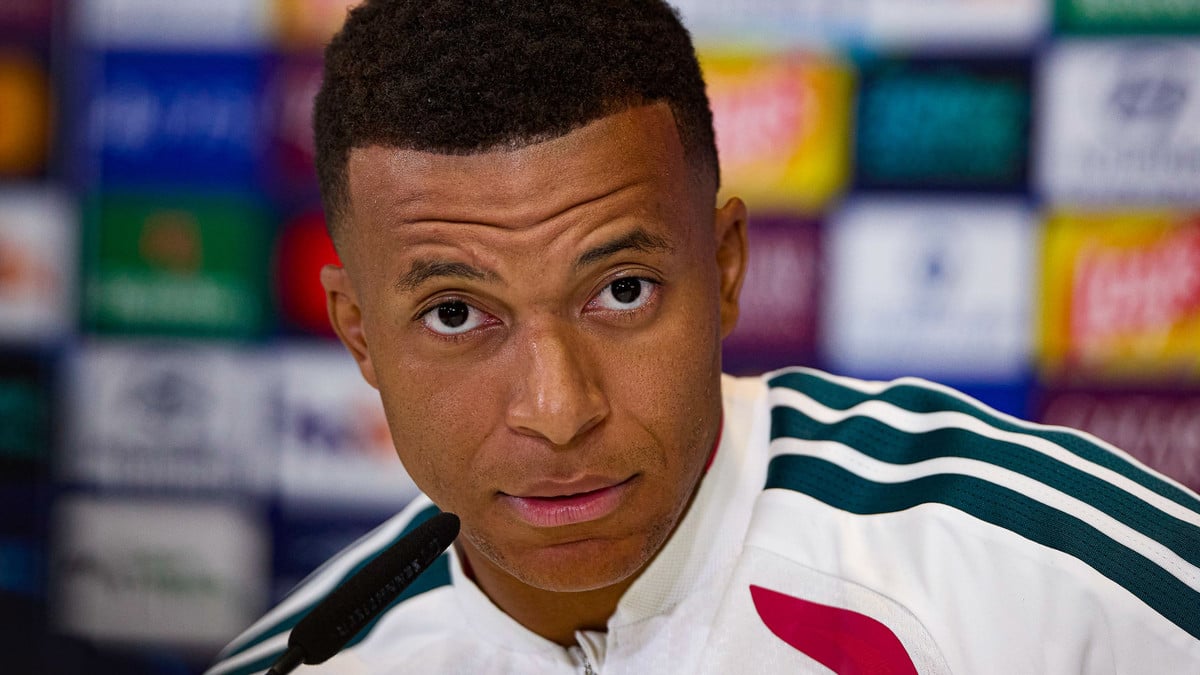 «Il est meilleur joueur de rien du tout» : Kylian Mbappé écarté du podium du Ballon d'Or !