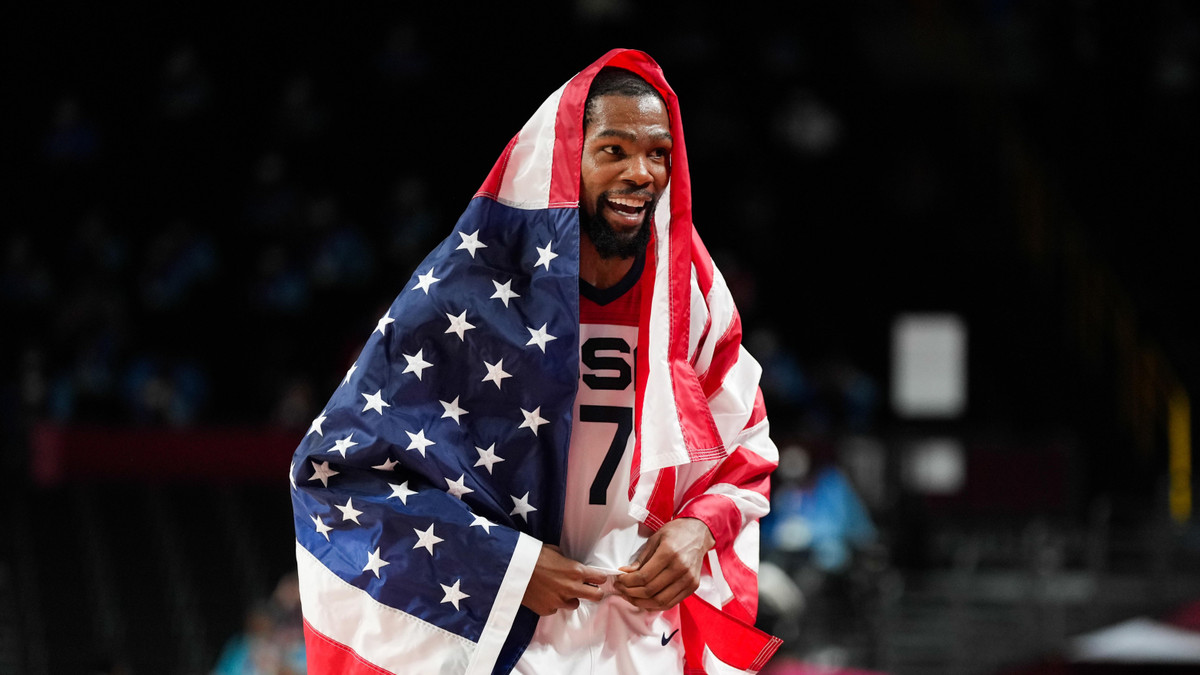 JO Paris 2024 - Basket : Présentation de la Dream Team USA - Le10sport.com