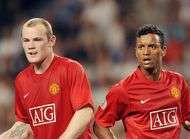 Nani met une claque a Rooney