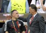 Van Gaal tue lennui avec le sexe