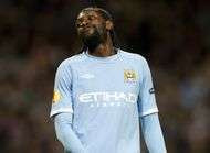 Adebayor lance des messages