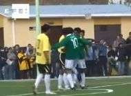 Le president bolivien pete les plombs en plein match