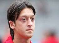Ozil pas assez tete de Turc