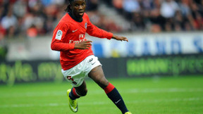 Luyindula doit etre titulaire