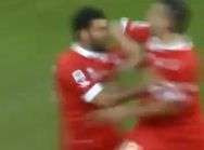 Francesco met capoute son coequipier