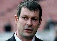 Monaco Banide succede a Lacombe