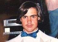 Un jour Cris a eu des cheveux et un duvet