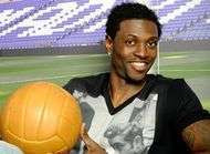 Adebayor Triompher au Real sans rasta