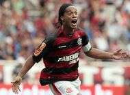 Ronaldinho arrete a Barcelone