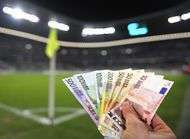 Puel gagne 12 fois plus quHadzibegic