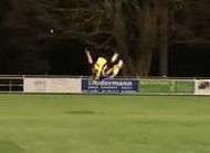 Le penalty le plus acrobatique au monde