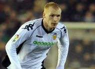 Avec Mathieu l’OM perd un remplacant a Taiwo