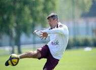 Lyon Toulalan a les boules