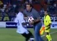 Renteria agresse par lentraineur adverse