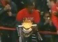 Evra et son imitation pourrie de Sergio Ramos