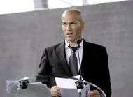 Zidane compare Raphael Varane a Laurent Blanc