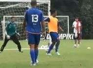 Ronaldinho martyrise ses partenaires a lentrainement