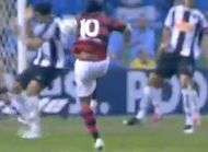 Ronaldinho vire La reponse du magicien