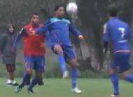 Ronaldinho humilie encore ses coequipiers