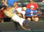 Il meurt en essayant de rattraper une balle de base bal