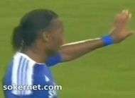 Le coup franc descroc de Drogba