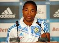 LOM adore son maillot moche