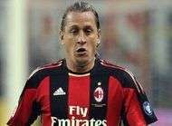 Mexes sest deja fait un pote a Milan