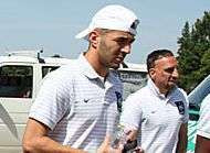Benzema n’a pas une tete a casquette