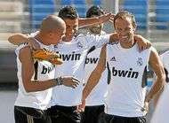 Real Pepe fait du charme Carvalho