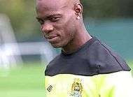 La coupe de cheveux bizarre de Mario Balotelli