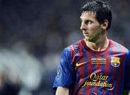 Messi recoit un etrange cadeau de Pele