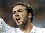 Real les enormes attributs de Higuain