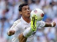 CR7 seche par deux jaloux