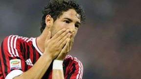 Milan : Pato naime pas mater les gonzesses