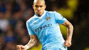 City : le tatouage horrible de De Jong