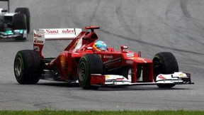 F1 : Villeneuve loue Alonso